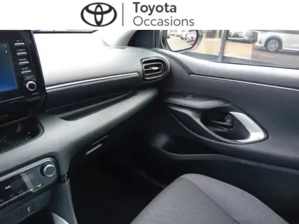 Photo 7 Toyota Yaris  116h Dynamic 5p MY22