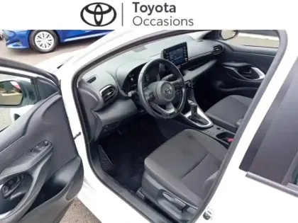 Photo 10 Toyota Yaris  116h Dynamic 5p MY22