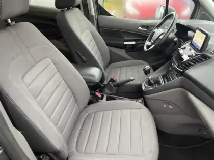 Photo 10 Ford Grand Tourneo Connect Grd Tourneo Connect 1.5 EcoBlue 120ch Stop&Start Titanium 7 PL