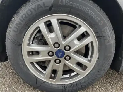 Photo 8 Ford Grand Tourneo Connect Grd Tourneo Connect 1.5 EcoBlue 120ch Stop&Start Titanium 7 PL