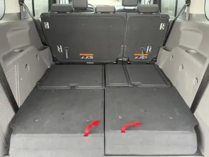 Photo 12 Ford Grand Tourneo Connect Grd Tourneo Connect 1.5 EcoBlue 120ch Stop&Start Titanium 7 PL