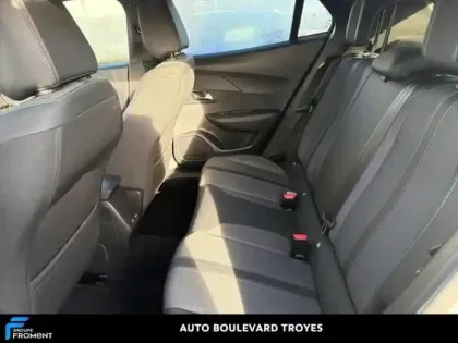 Photo 26 Peugeot 2008  1.2 PureTech 130ch S&S Allure EAT8