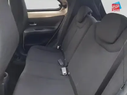 Photo 10 Toyota Aygo  X 1.0 VVT-i 72ch Design