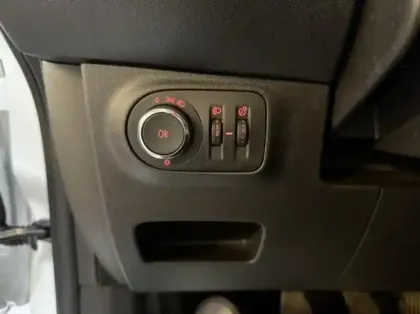 Photo 13 Opel Corsa  1.4 90ch Enjoy Start/Stop 5p