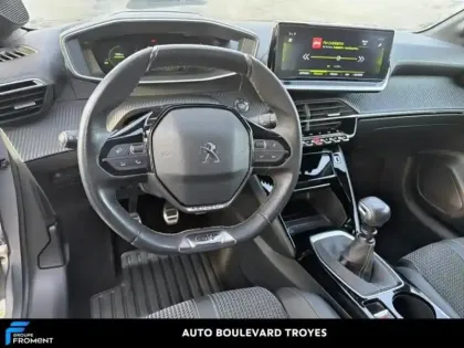 Photo 7 Peugeot 208  1.2 PureTech 100ch S&S GT Line