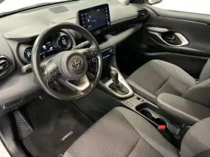 Photo 13 Toyota Yaris  116h Design 5p MY22