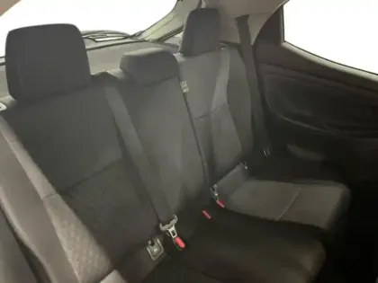 Photo 8 Toyota Yaris  116h Design 5p MY22