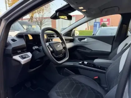 Photo 9 Ford Puma  Gen-E 168ch Standard Range 43 kWh Premium