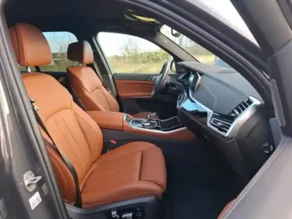 Photo 9 BMW X5  xDrive45e 394ch M Sport 17cv