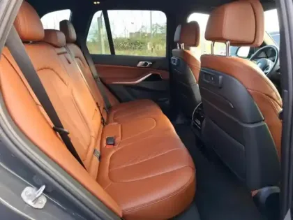 Photo 4 BMW X5  xDrive45e 394ch M Sport 17cv