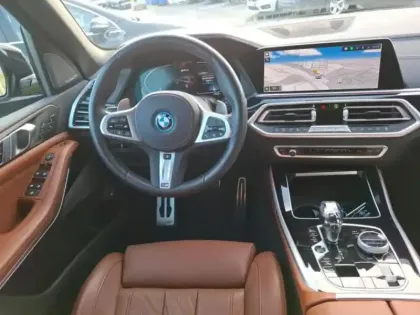 Photo 3 BMW X5  xDrive45e 394ch M Sport 17cv