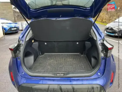 Photo 13 Toyota Yaris  Cross 116h Dynamic MY22