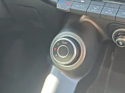 Photo 13 Alfa Romeo Tonale  1.5 Hybrid 130ch Sprint TCT