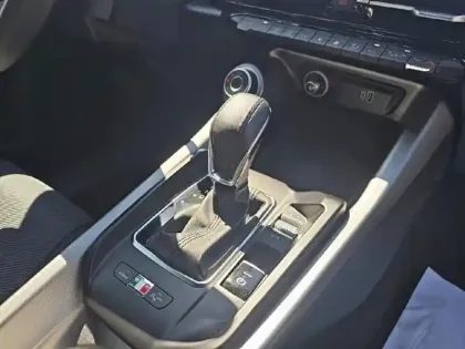 Photo 12 Alfa Romeo Tonale  1.5 Hybrid 130ch Sprint TCT