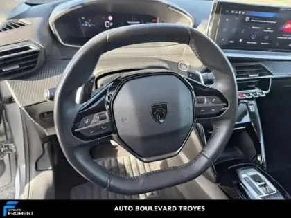 Photo 8 Peugeot 208  1.2 PureTech 100ch S&S Allure EAT8