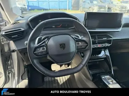 Photo 7 Peugeot 208  1.2 PureTech 100ch S&S Allure EAT8