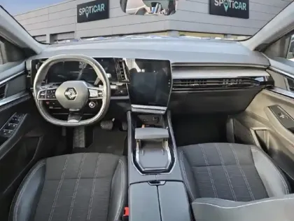 Photo 8 Renault Austral  1.2 E-Tech full hybrid 200ch Techno