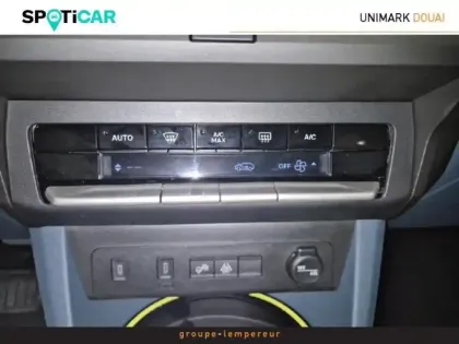 Photo 14 Fiat Grande Panda  1.2 Hybrid Turbo 110ch La Prima eDCT6