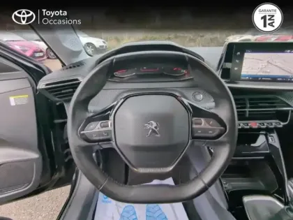 Photo 8 Peugeot 208  1.2 PureTech 100ch S&S Allure