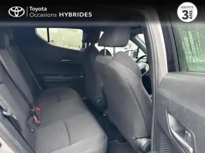 Photo 6 Toyota C-HR  122h Edition 2WD E-CVT RC18