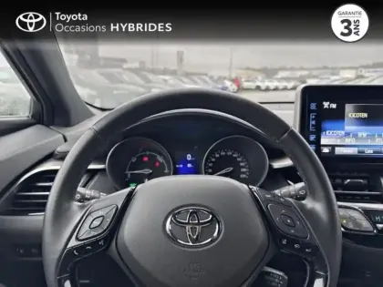 Photo 12 Toyota C-HR  122h Edition 2WD E-CVT RC18