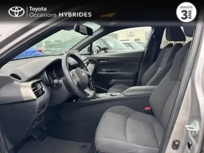 Photo 10 Toyota C-HR  122h Edition 2WD E-CVT RC18