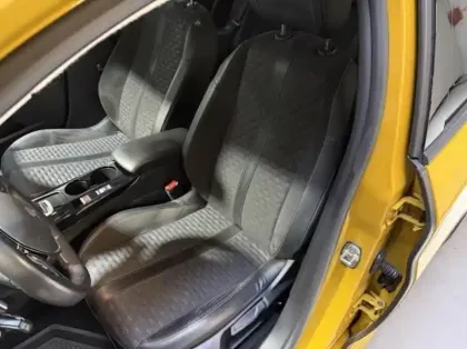 Photo 12 Peugeot 208  1.2 PureTech 100ch S&S Roadtrip EAT8