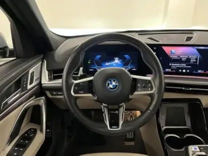 Photo 8 BMW X2  i eDrive20 204ch M Sport