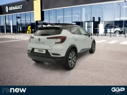 Photo 3 Renault Captur  1.6 E-Tech hybride rechargeable 160ch Initiale Paris -21