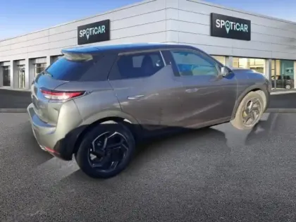 Photo 3 DS DS 3  Crossback PureTech 130ch Grand Chic Automatique 7cv