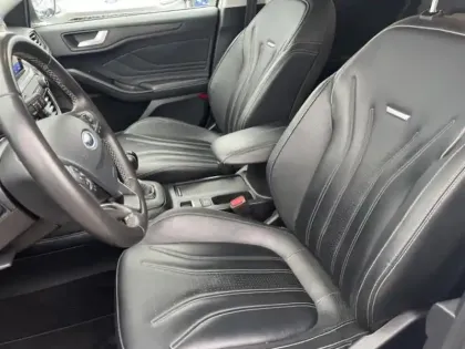 Photo 9 Ford Focus  1.0 EcoBoost 125ch Vignale