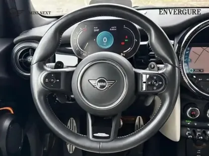 Photo 5 Mini Mini  5 Portes Cooper S 178ch  John Cooper Works BVA7