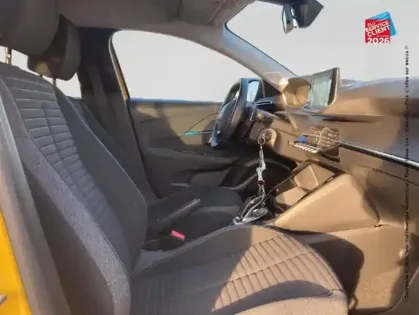 Photo 34 Peugeot 208  1.2 PureTech 100ch S&S Style EAT8