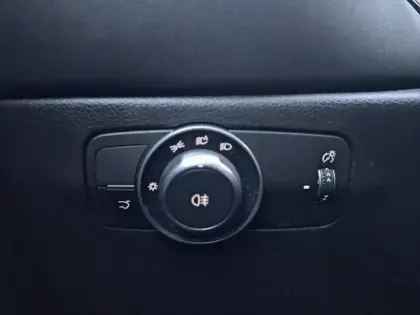 Photo 9 Alfa Romeo Tonale  1.5 Hybrid 130ch Edizione Speciale TCT