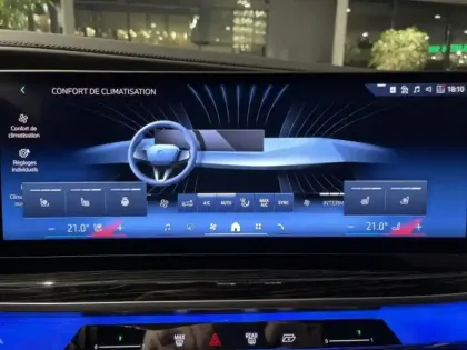 Photo 11 BMW Serie 7 Série 7 750eA xDrive 489ch M Sport