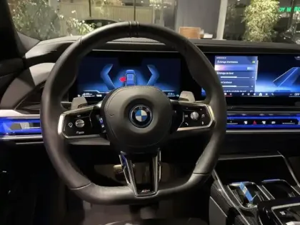 Photo 5 BMW Serie 7 Série 7 750eA xDrive 489ch M Sport