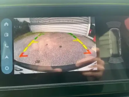 Photo 13 Fiat Grande Panda  1.2 Hybrid Turbo 110ch La Prima eDCT6