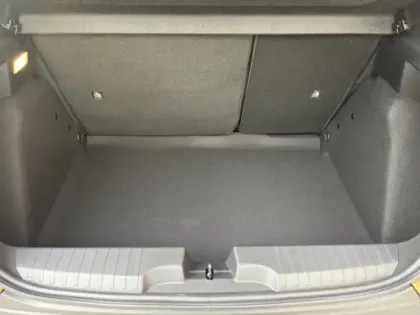 Photo 5 Fiat Grande Panda  1.2 Hybrid Turbo 110ch La Prima eDCT6