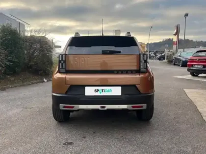 Photo 4 Fiat Grande Panda  1.2 Hybrid Turbo 110ch La Prima eDCT6