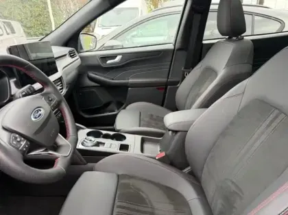 Photo 10 Ford Kuga  2.5 Duratec 243ch Hybride Rechargeable ST-Line X Powershift