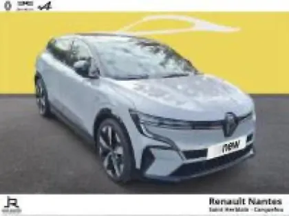 Photo 3 Renault Megane  E-Tech Electric EV60 220ch Iconic super charge