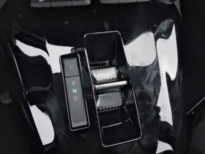 Photo 11 Opel Corsa  1.2 Turbo Hybrid 110ch Edition e-DCT6