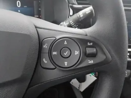 Photo 14 Opel Corsa  1.2 Turbo Hybrid 110ch Edition e-DCT6