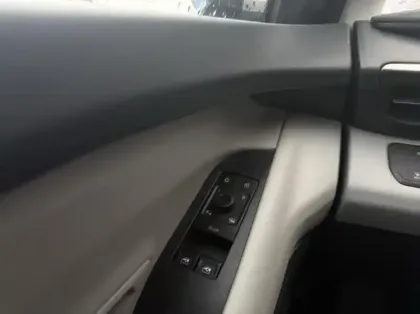 Photo 11 Ford Explorer  204ch Extended Range 79kWh RWD