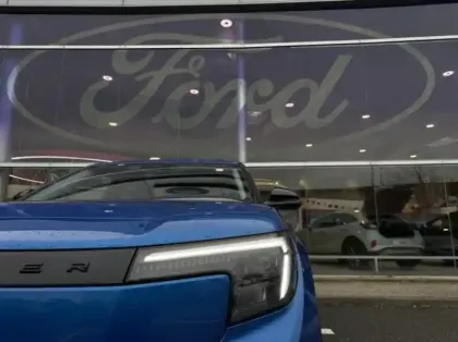 Photo 8 Ford Explorer  204ch Extended Range 79kWh RWD