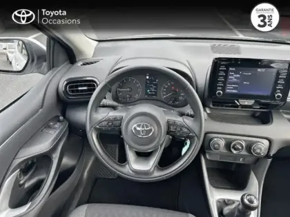 Photo 8 Toyota Yaris  70 VVT-i Dynamic 5p MY22