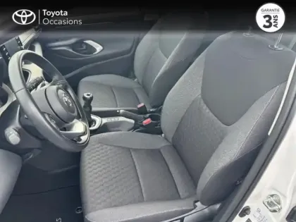 Photo 10 Toyota Yaris  70 VVT-i Dynamic 5p MY22