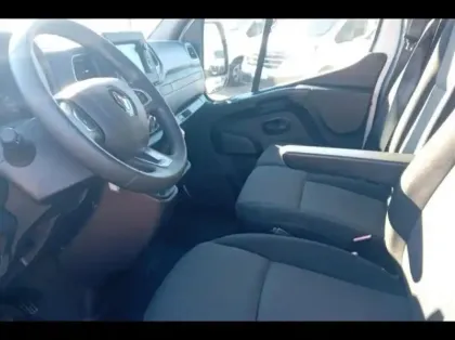 Photo 9 Renault Master  Fg F3500 L2H2 2.3 Blue dCi 135ch Grand Confort Euro6