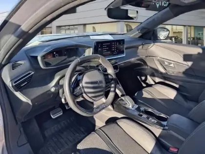 Photo 7 Peugeot 2008  1.2 PureTech 130ch S&S GT EAT8