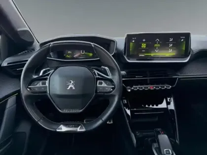 Photo 10 Peugeot 208  1.2 PureTech 100ch S&S GT Pack EAT8